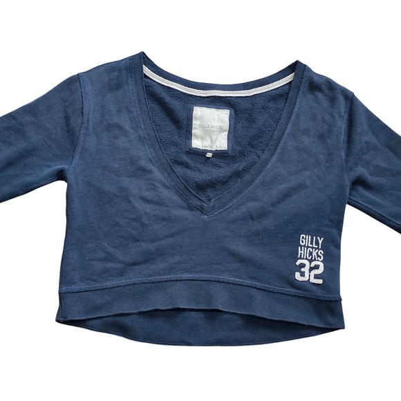 Gilly Hicks Tops - GILLY HICKS Navy Blue Cropped V Neck Sweatshirt Sz M Y2K streetwear sporty clean